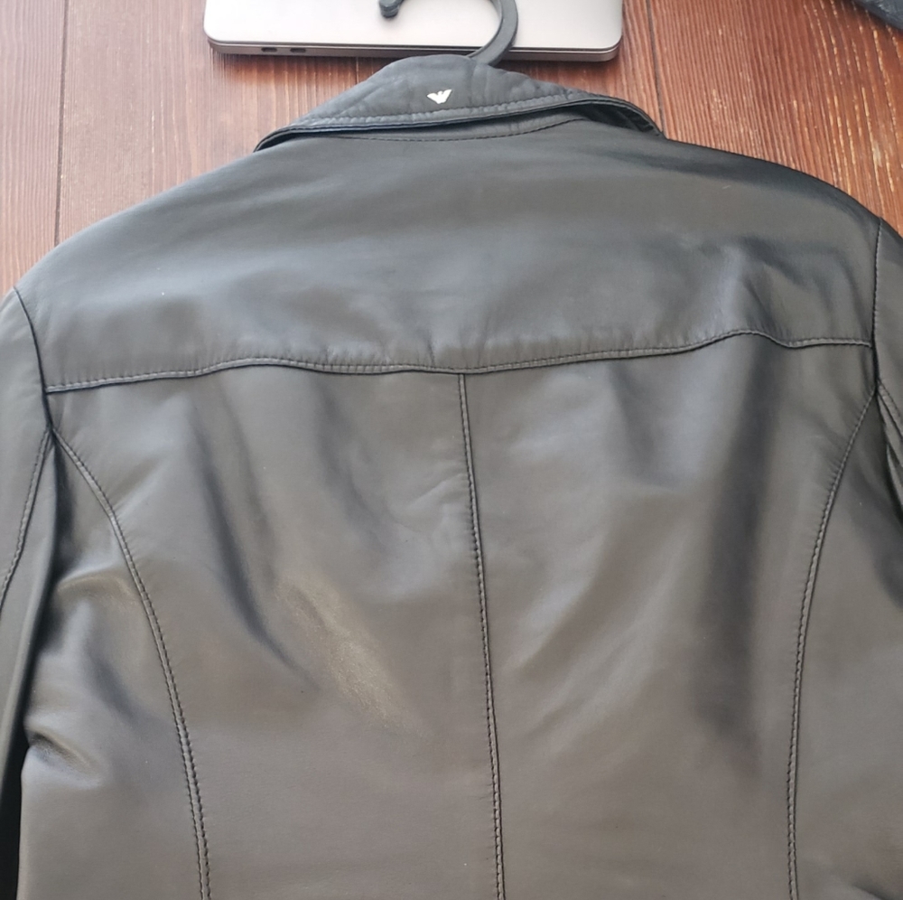 Jacket - Picture 6 of 6